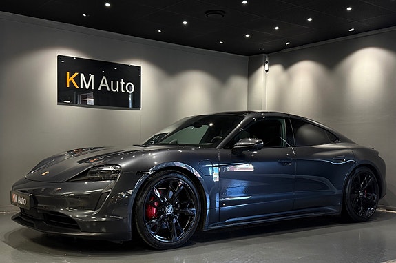Porsche Taycan 4S 3 of 30