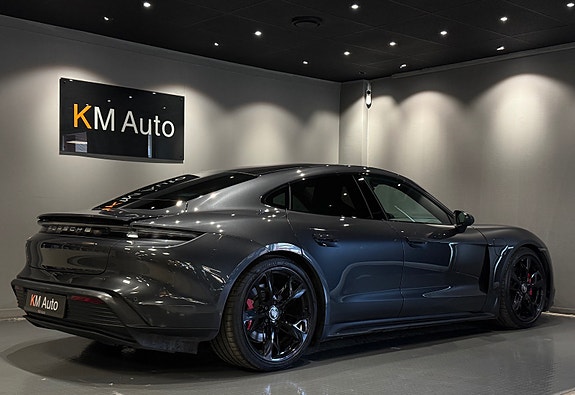 Porsche Taycan 4S 7 of 30
