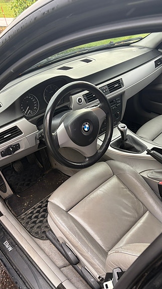 BMW 320d 7 of 8