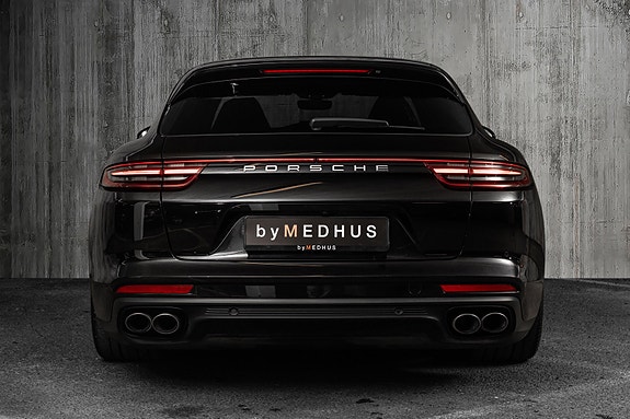 Porsche Panamera 4 7 of 30