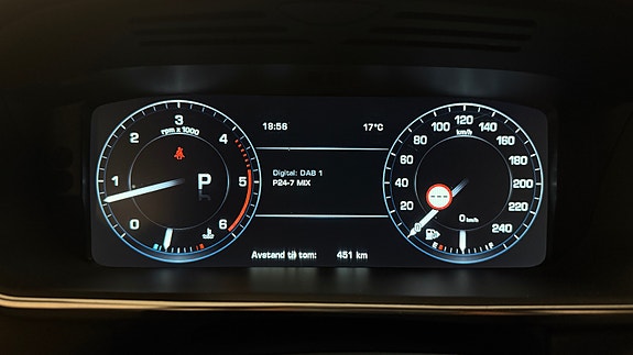 Land Rover Range Rover 16 of 30