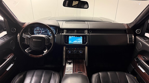 Land Rover Range Rover 15 of 30
