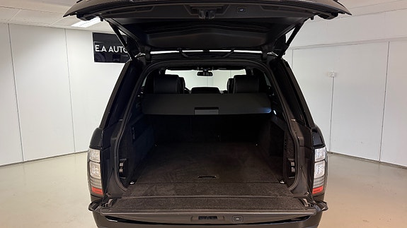 Land Rover Range Rover 9 of 30