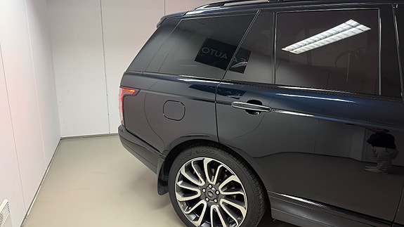 Land Rover Range Rover 4 of 30