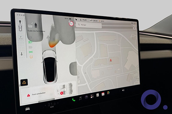 Tesla Model 3 16 of 19