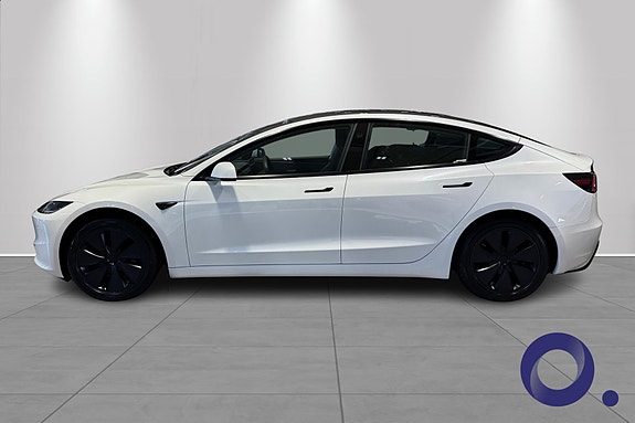 Tesla Model 3 4 of 19