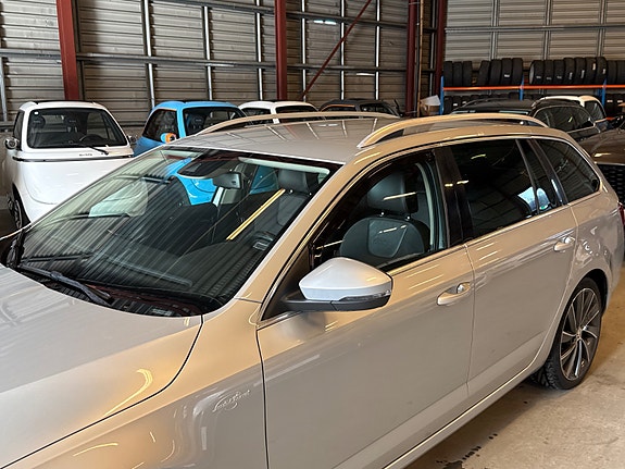 Skoda Octavia 10 of 30
