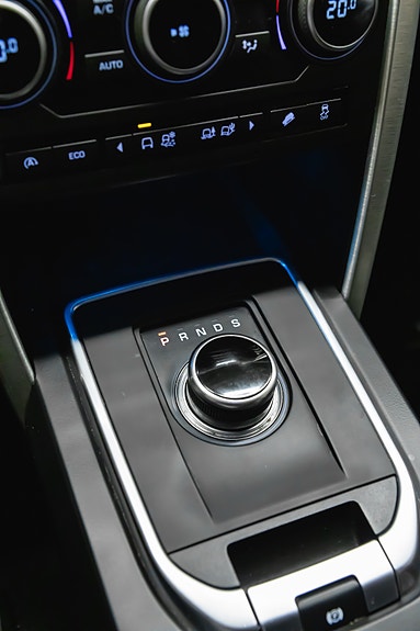Land Rover Discovery Sport 24 of 30