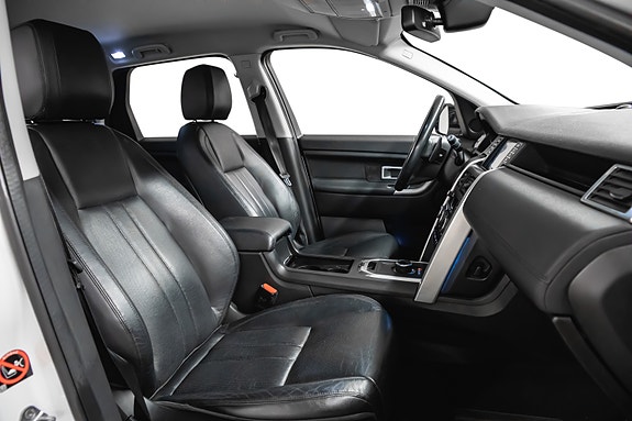 Land Rover Discovery Sport 21 of 30