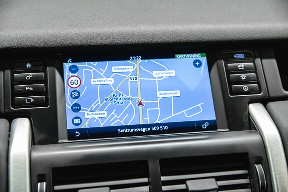 Land Rover Discovery Sport 27 of 30