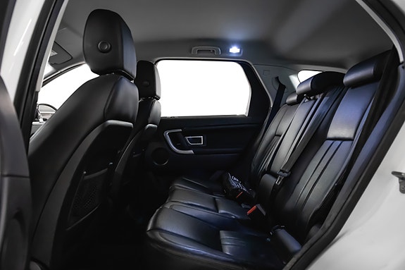 Land Rover Discovery Sport 5 of 30