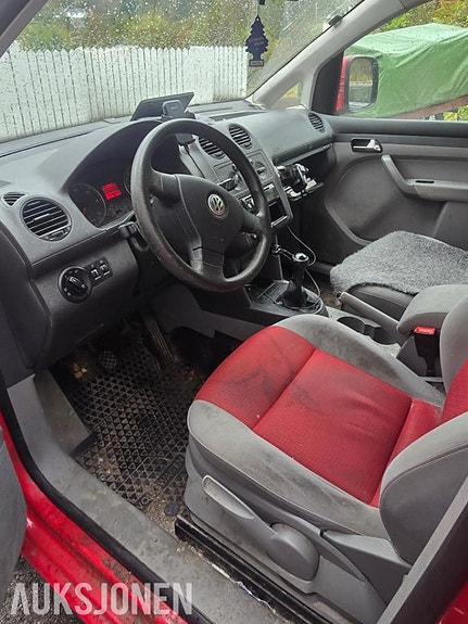 Volkswagen Caddy Maxi 8 of 27