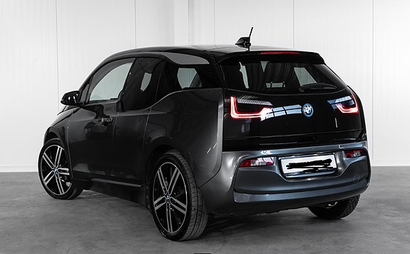 BMW i3 3 of 14