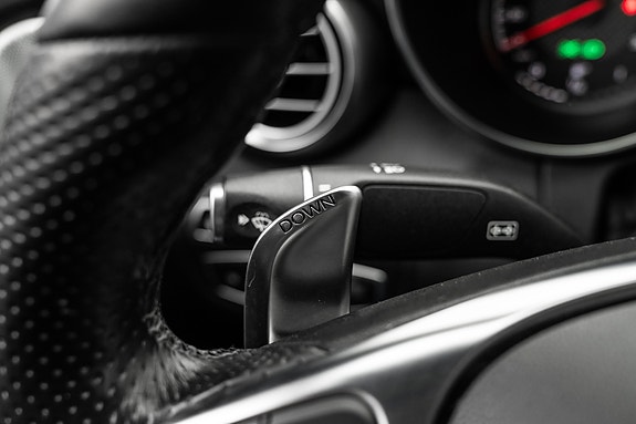 Mercedes-Benz C63 30 of 30