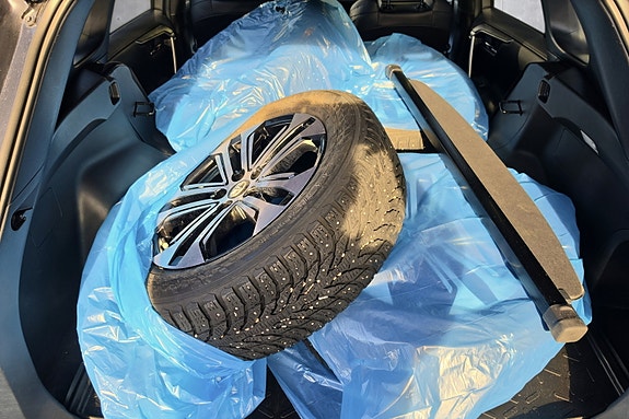 Toyota RAV4 19 of 25