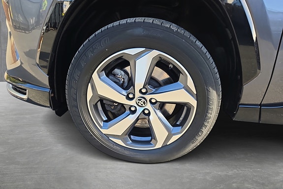 Toyota RAV4 20 of 25