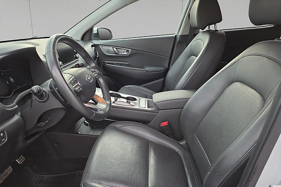 Hyundai Kona 10 of 23