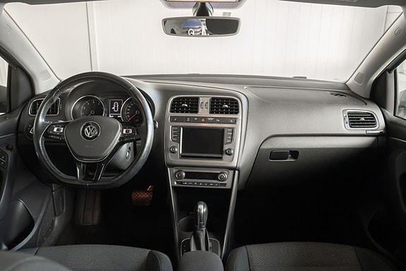 Volkswagen Polo 12 of 30