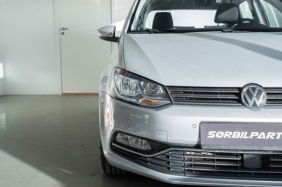 Volkswagen Polo 3 of 30