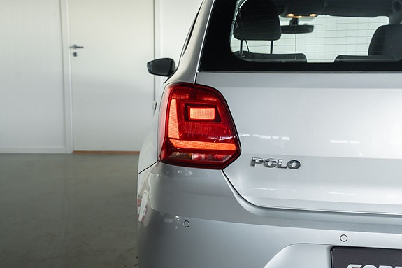 Volkswagen Polo 7 of 30