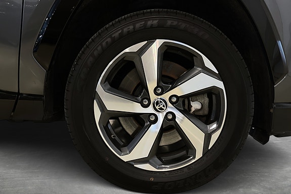 Toyota RAV4 20 of 20