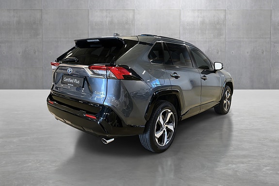 Toyota RAV4 5 of 20