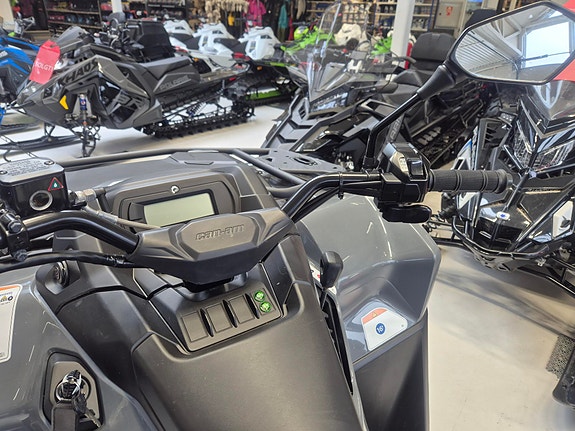 Can-Am Outlander Max DPS 500/700 T 8 of 11