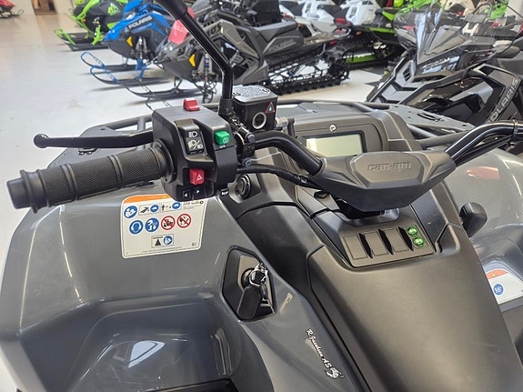Can-Am Outlander Max DPS 500/700 T 7 of 11