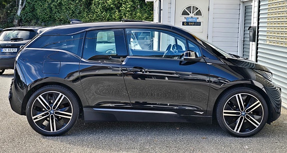 BMW i3 12 of 30