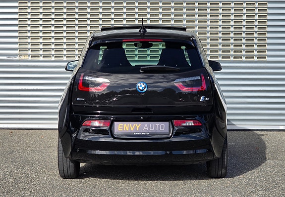 BMW i3 10 of 30