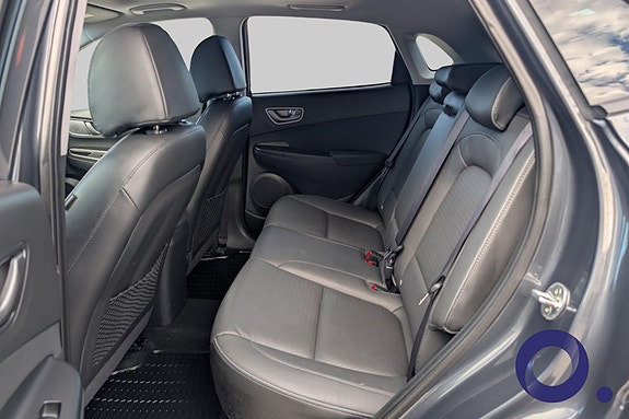Hyundai Kona 13 of 23