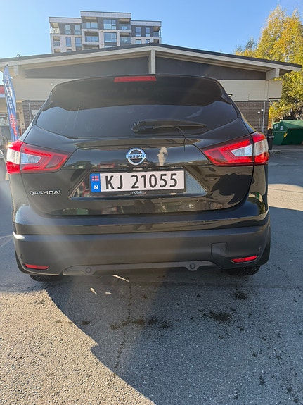 Nissan Qashqai 6 of 9
