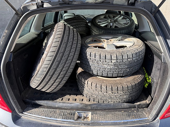 Mercedes-Benz C200 d 14 of 16