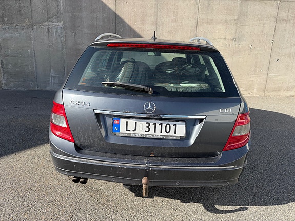 Mercedes-Benz C200 d 7 of 16
