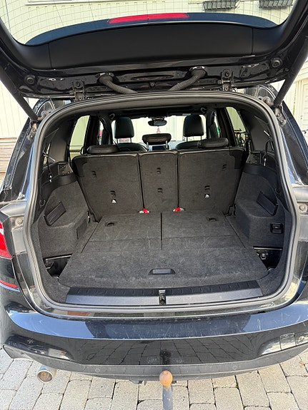 BMW 218d 12 of 17