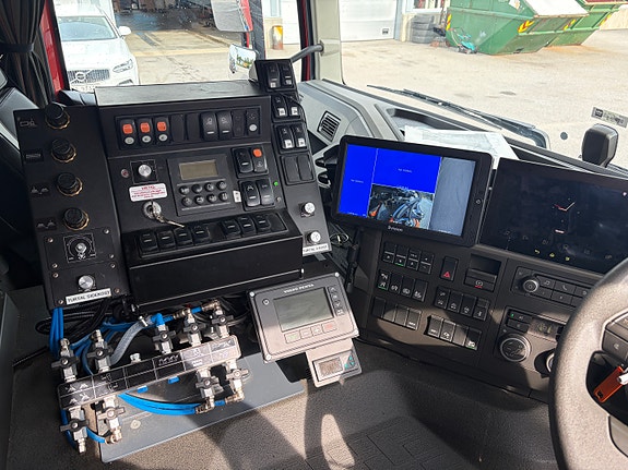 Volvo FM430 / Brock VS10 Feiebil 9 of 10