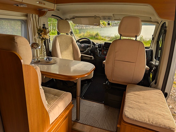 Rapido Fiat Ducato Rapido Van 250 10 of 30