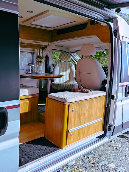 Rapido Fiat Ducato Rapido Van 250 6 of 30
