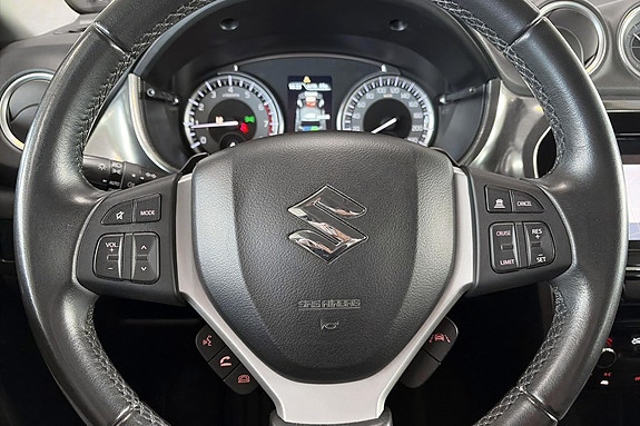 Suzuki Vitara 16 of 25