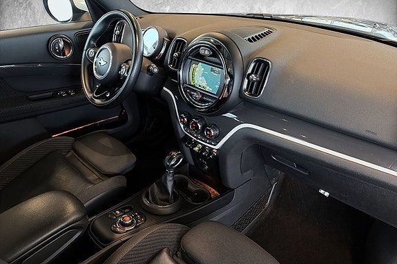 MINI Countryman Cooper SE 11 of 28
