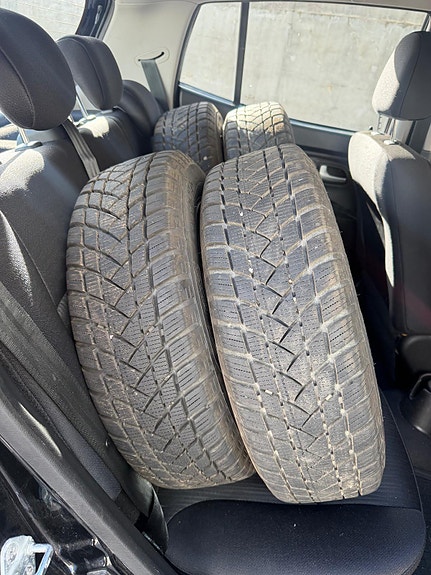 Kia Picanto 12 of 12