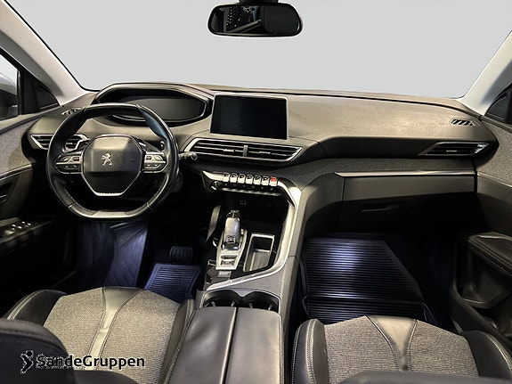 Peugeot 5008 9 of 16