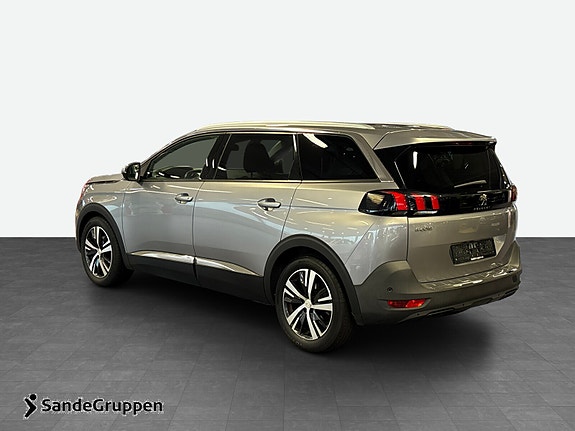 Peugeot 5008 3 of 16