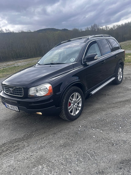 Volvo XC90 7 of 18