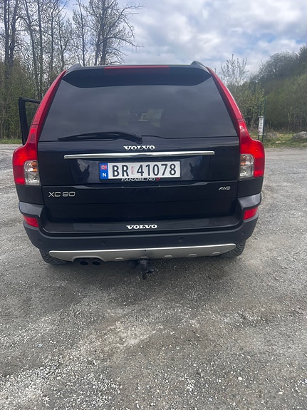 Volvo XC90 12 of 18