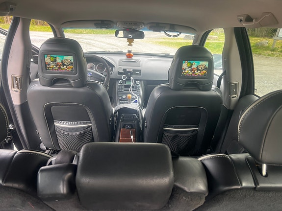 Volvo XC90 16 of 18
