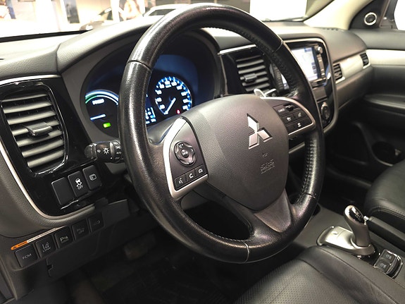 Mitsubishi Outlander 29 of 30