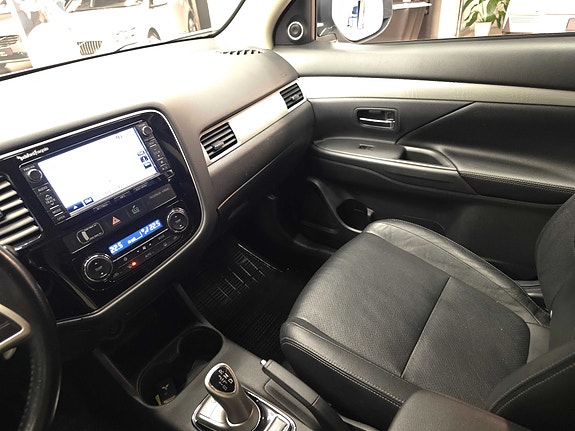 Mitsubishi Outlander 26 of 30