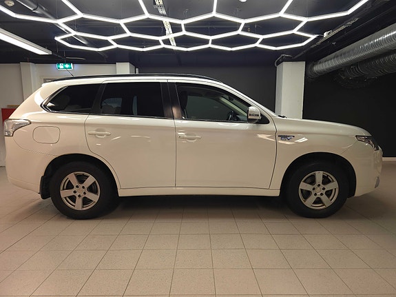 Mitsubishi Outlander 11 of 30