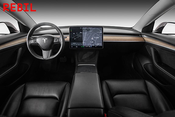 Tesla Model 3 11 of 27